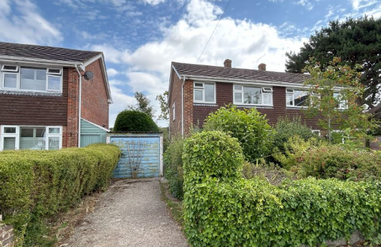 Modernisation in New Milton, photo
